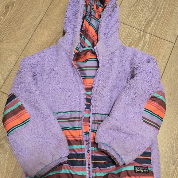 Patagonia reversible tribbles jacket - Picture 2 of 2